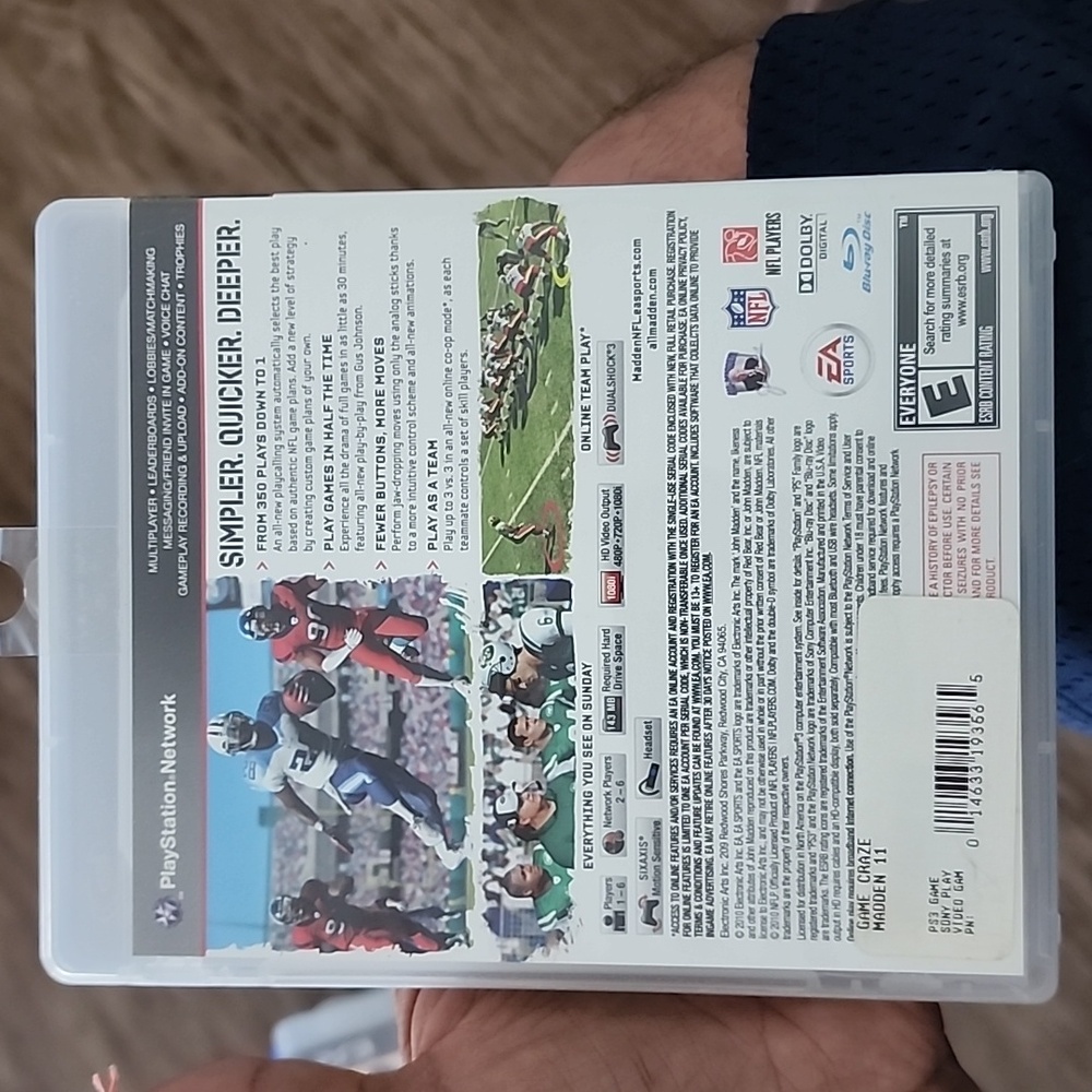 Madden '11 - Picture 2 of 6